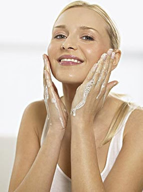 冬季敷面膜的几个小窍门